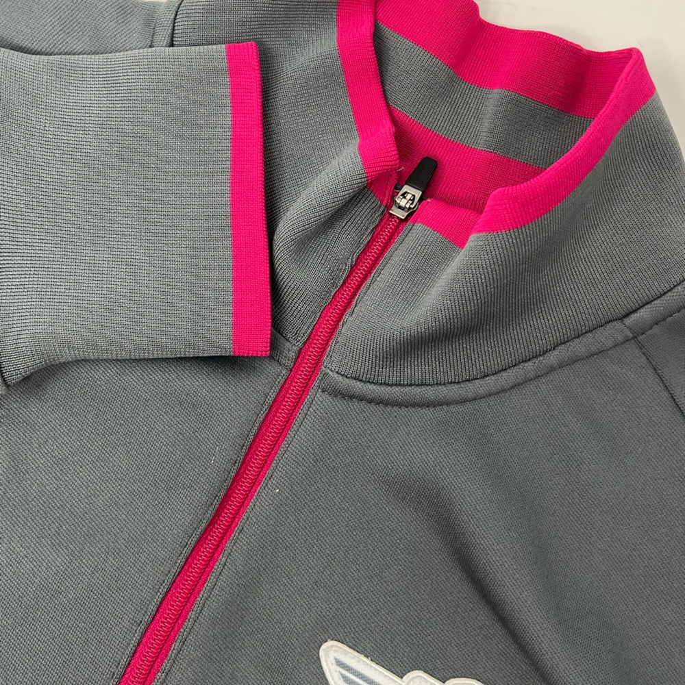 NIKE Golf DriFit Women sz. M Grey Jacket 1/4 Zip Used Clean Custom Patches GH00.